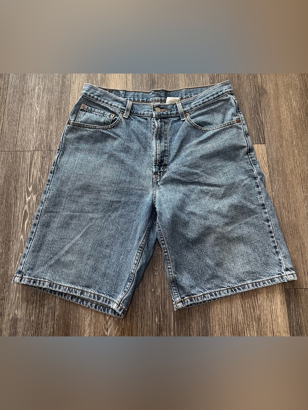 Levi’s 550 men’s blue denim shorts